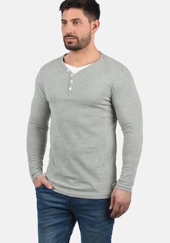 T-Shirt 'Doriano' !Solid en gris : devant