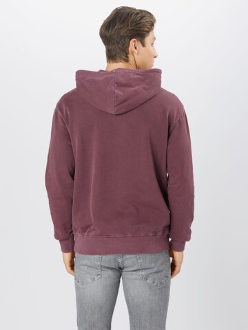 JACK & JONES Sweatshirt in Rood