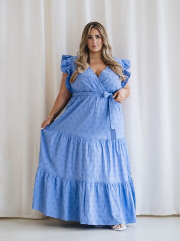 Blue Summer Dress Look