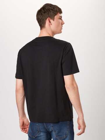 BOSS Orange - Ajuste regular Camiseta en negro