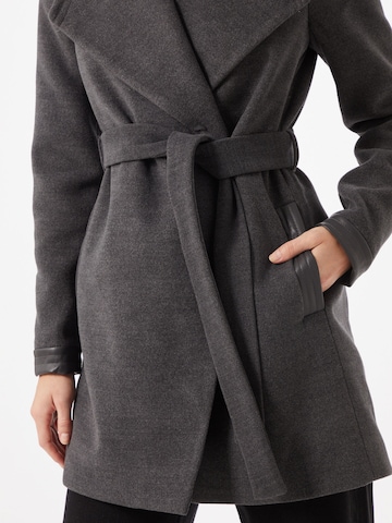 VERO MODA Between-Seasons Coat 'Sissel' in Grey