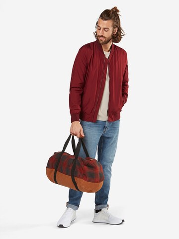 Urban Classics Демисезонная куртка в Красный