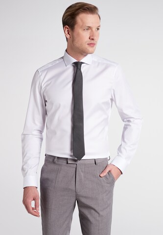 ETERNA Slim fit Button Up Shirt in White: front