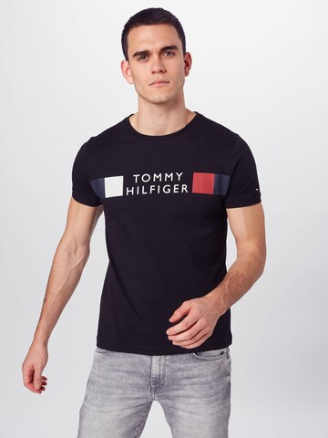 TOMMY HILFIGER Regular Fit T-Shirt in Schwarz: predná strana