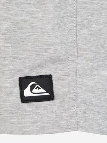 QUIKSILVER Regular Uimashortsit 'EVDAYVL15 M JAMV GCZ0' värissä harmaa