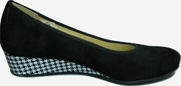 HASSIA Classic Flats in Black