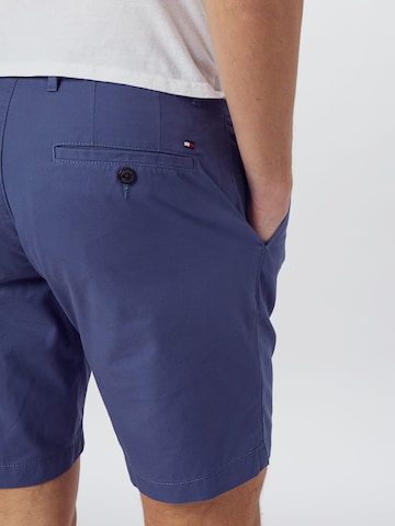 mėlyna TOMMY HILFIGER Standartinis „Chino“ stiliaus kelnės 'Brooklyn'