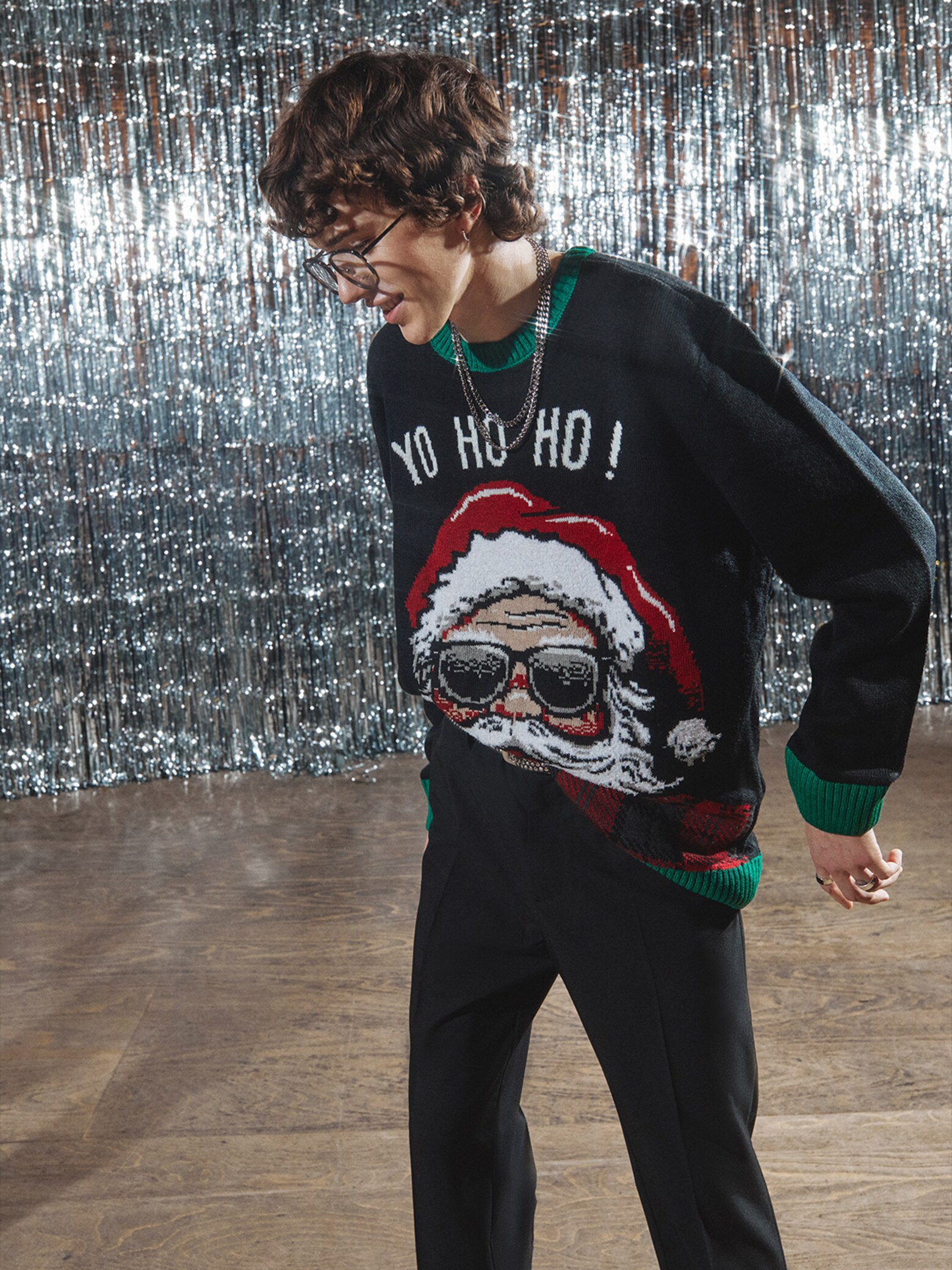 Celebrate you The ugly chic Christmas sweater