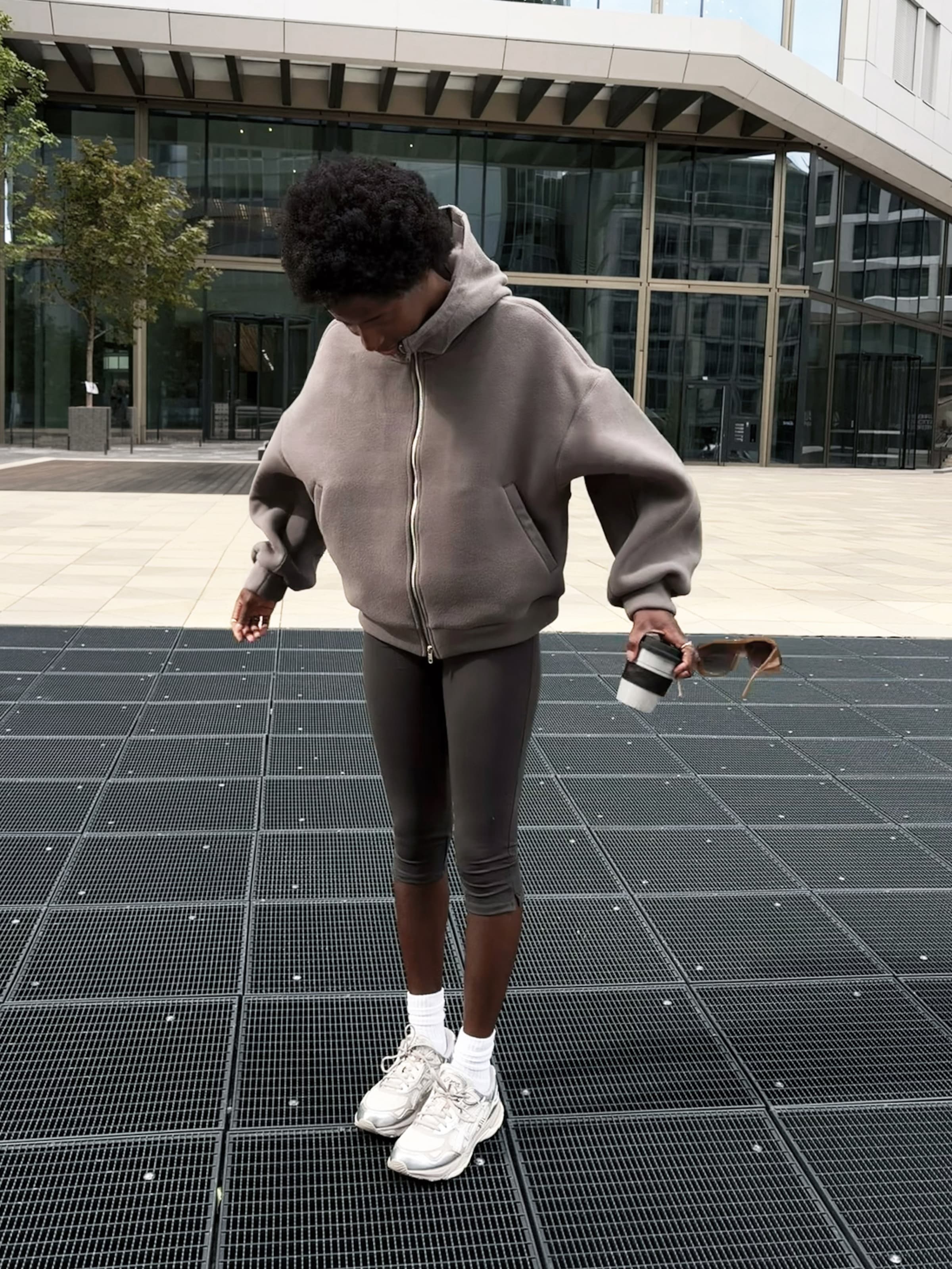 Maidatou - Comfortable Grey Look by Asics