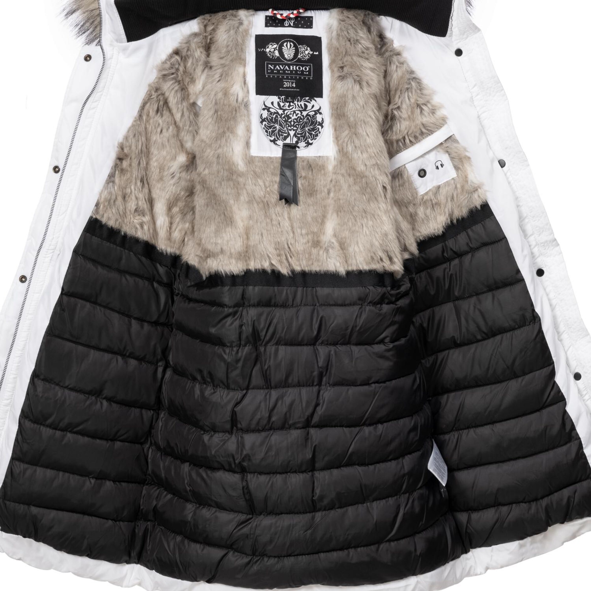 Palton de iarnă 'Paula' de la NAVAHOO pe alb