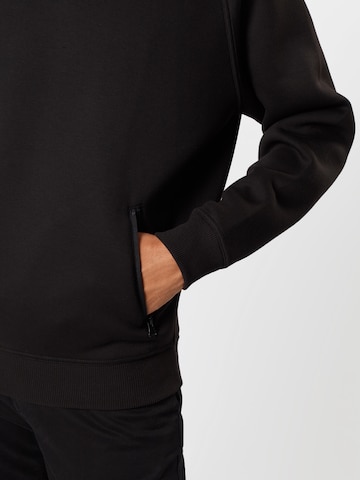 Urban Classics Sweatshirt in Schwarz