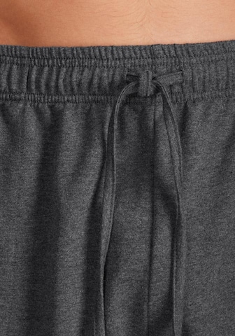 KangaROOS Regular Workout Pants in Grey