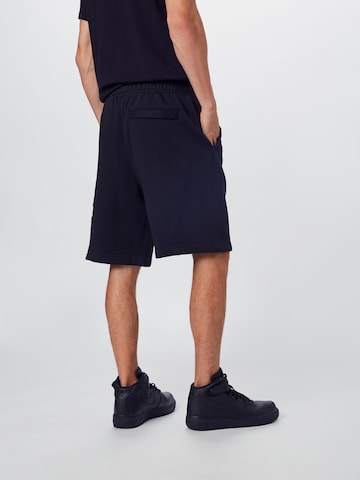 Nike Sportswear Regular Shorts 'Club' in Schwarz