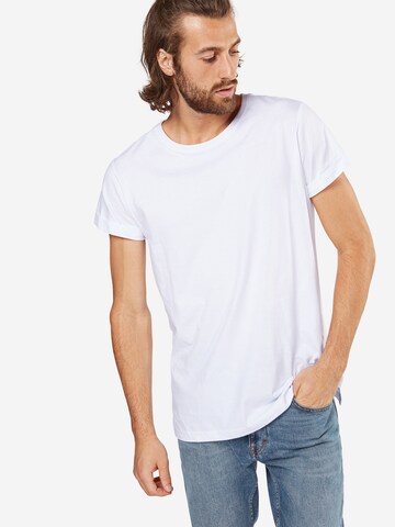 Urban Classics Shirt 'Turnup Tee' in White: front