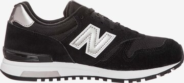 Baskets basses new balance en noir