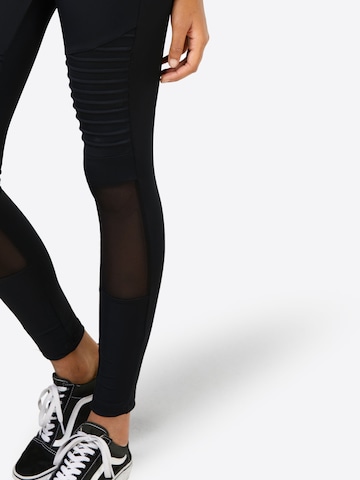 Urban Classics Skinny Leggings in Black