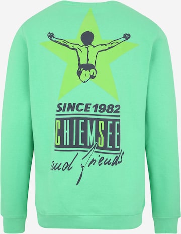 Coupe regular Sweat-shirt CHIEMSEE en vert : derrière