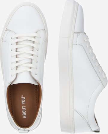 ABOUT YOU Sneakers 'Miko' in White