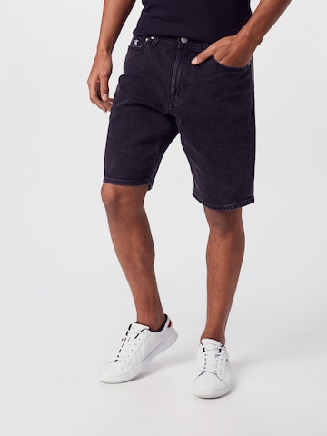 Calvin Klein Jeans Regular Shorts in Schwarz: predná strana