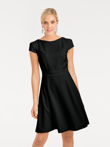 Robe de cocktail heine en noir : devant