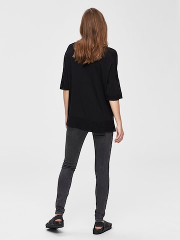 SELECTED FEMME T-Shirt 'Wille' in Schwarz