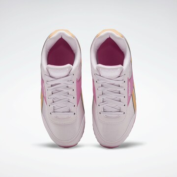 Reebok Sneakers in Roze