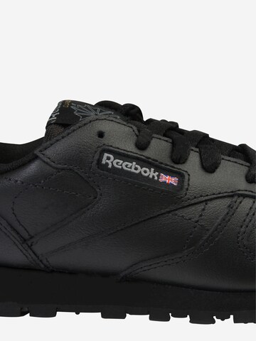 Reebok Sneakers in Black