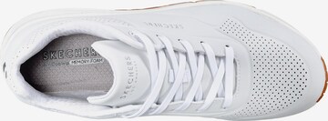 SKECHERS Sneaker 'Uno Stand On Air' in Weiß