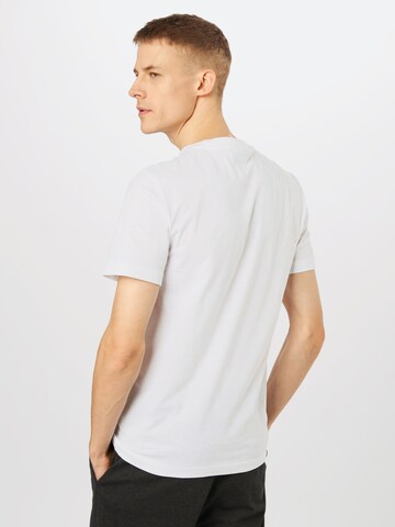 T-Shirt Calvin Klein en blanc