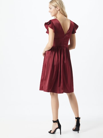 Robe 'Kyomi' Chi Chi London en rouge