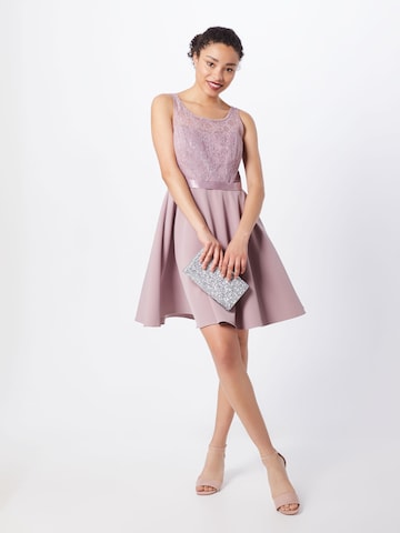 Robe de cocktail VM Vera Mont en rose