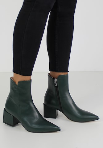 EVITA Bootie in Green