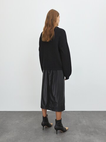 EDITED - Pullover 'Beaneth' em preto