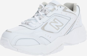 Baskets basses new balance en blanc : devant