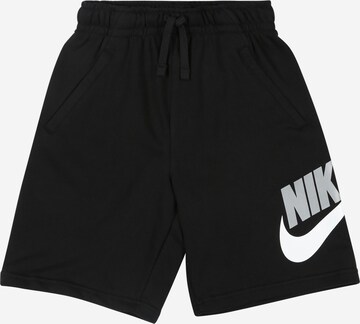 Nike Sportswear Regular Shorts in Schwarz: predná strana