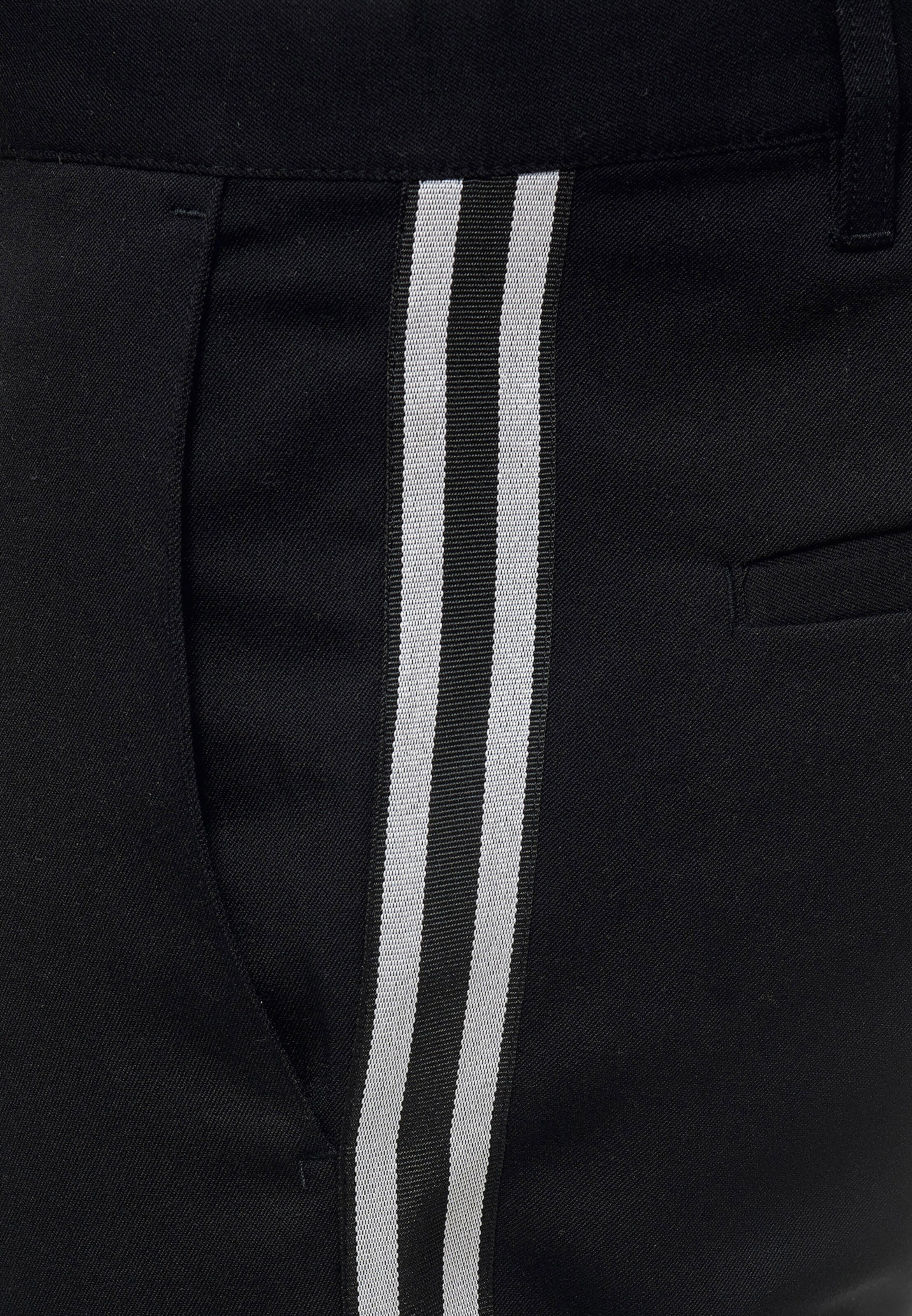 Regular Pantalon 'Chiltern' INDICODE JEANS en noir