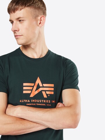 ALPHA INDUSTRIES Tričko – zelená