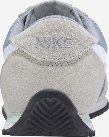 Nike Sportswear Sneaker 'Oceania' in Grau
