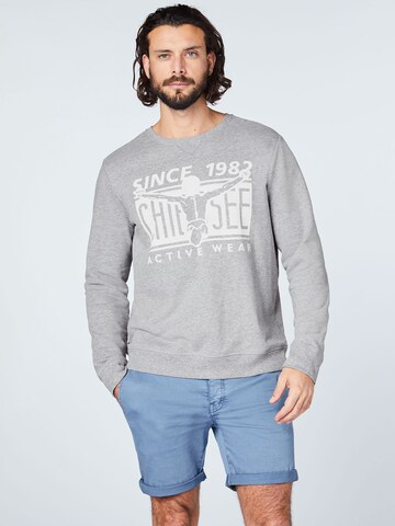 Coupe regular Sweat-shirt CHIEMSEE en gris : devant