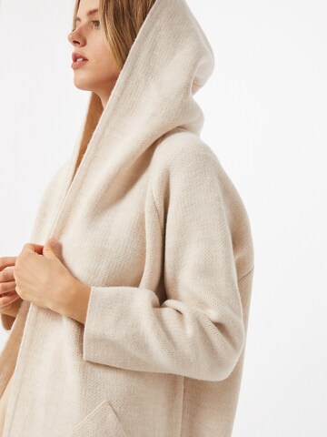 Zwillingsherz Knit cardigan 'Annabell' in Beige