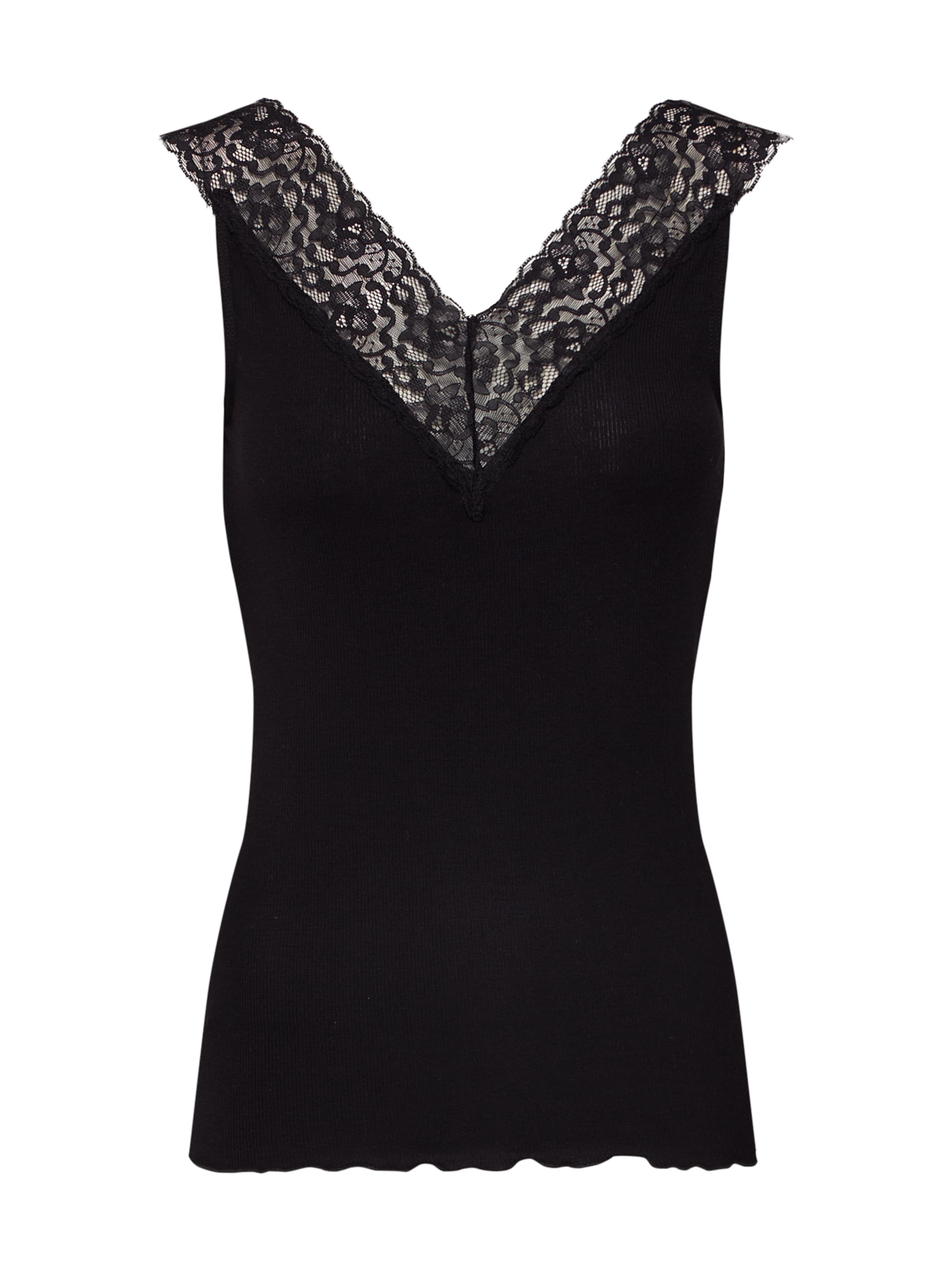 PIECES Top 'Siri' in Black: front