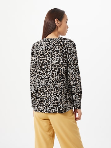 COMMA Regular Blouse in Zwart