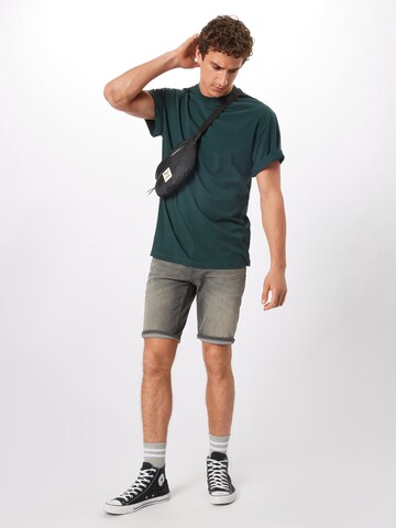 Tricou de la Urban Classics pe verde