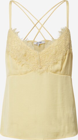 ABOUT YOU Top 'Sissy' in Yellow: front