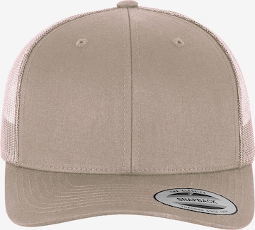 Flexfit Cap 'Retro Trucker' in Brown: front