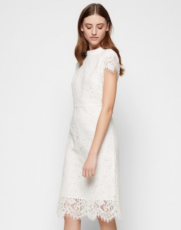 Robe de cocktail IVY OAK en blanc : devant