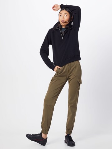 Effilé Pantalon cargo Urban Classics en vert