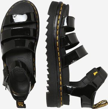 Dr. Martens Remsandal 'Chunky Blaire' i svart: sida