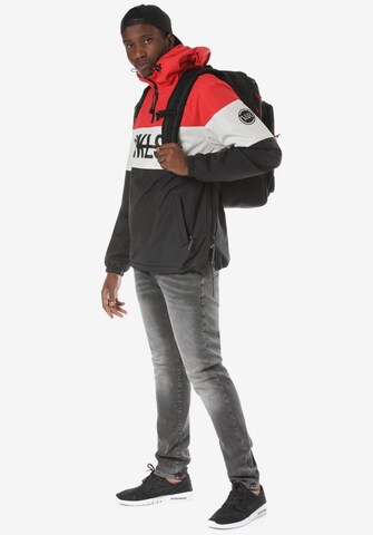 Veste mi-saison 'Pull Over Anorak' Young & Reckless en rouge