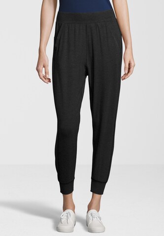 Athlecia Tapered Trainingshose 'Fairter' in Schwarz: Vorderseite